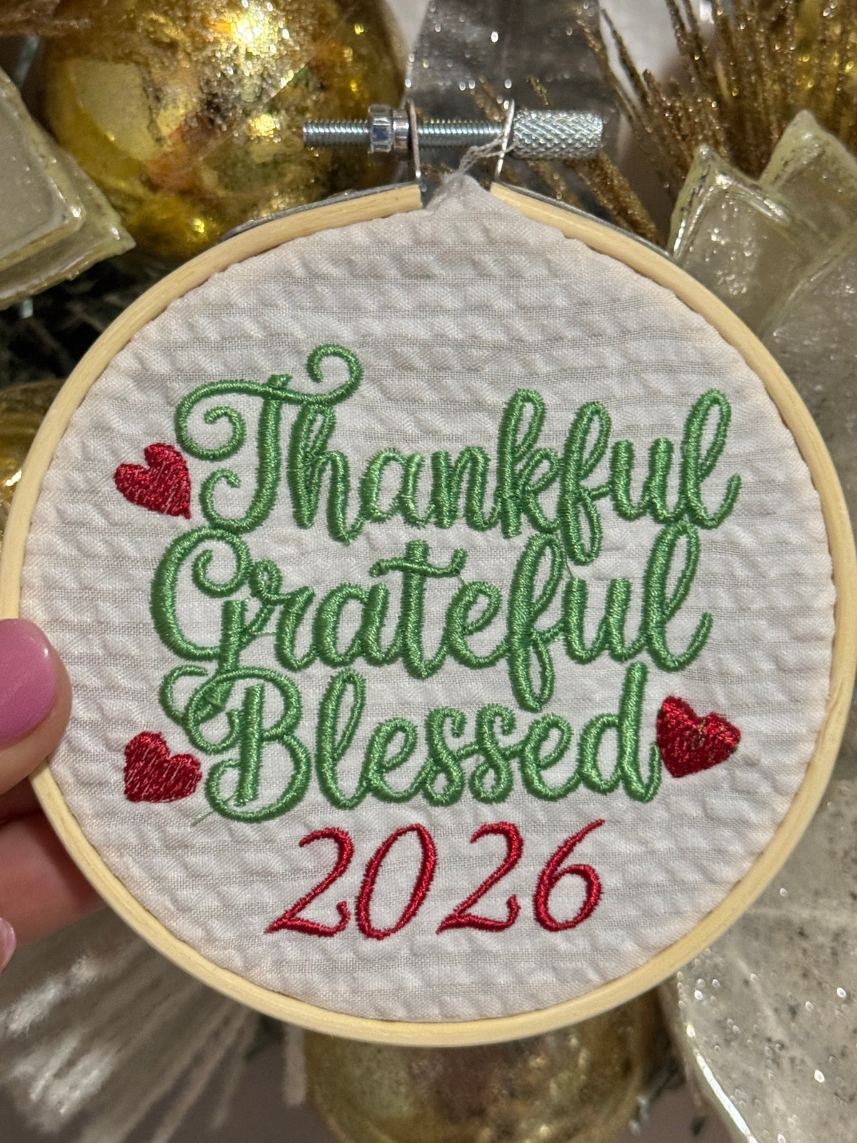 2026 Keepsake-Thankful Grateful Blessed 2026 Embroidered Christmas Ornament – 4" Hoop