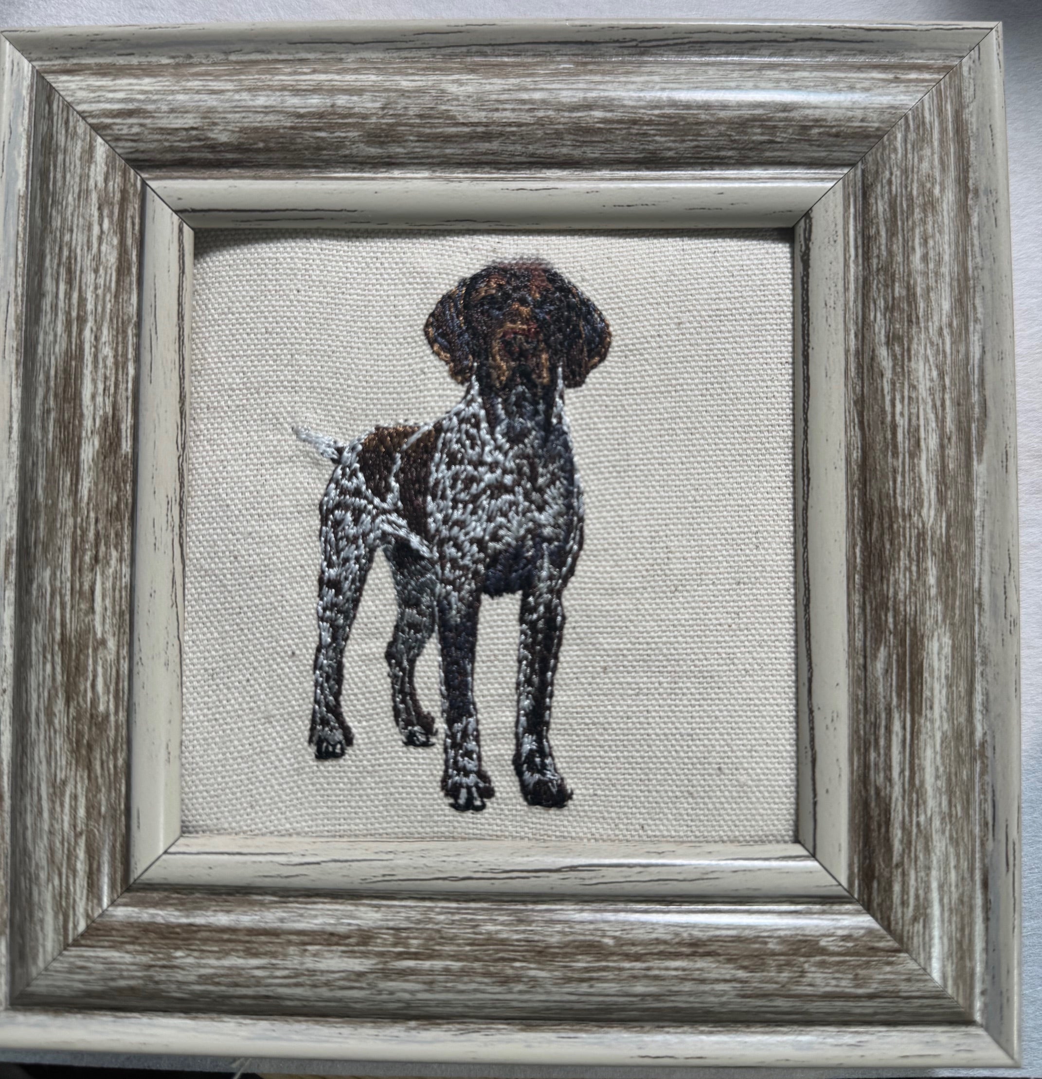 German Pointer Brown Machine Embroidered Art | Framed Dog Breed Décor