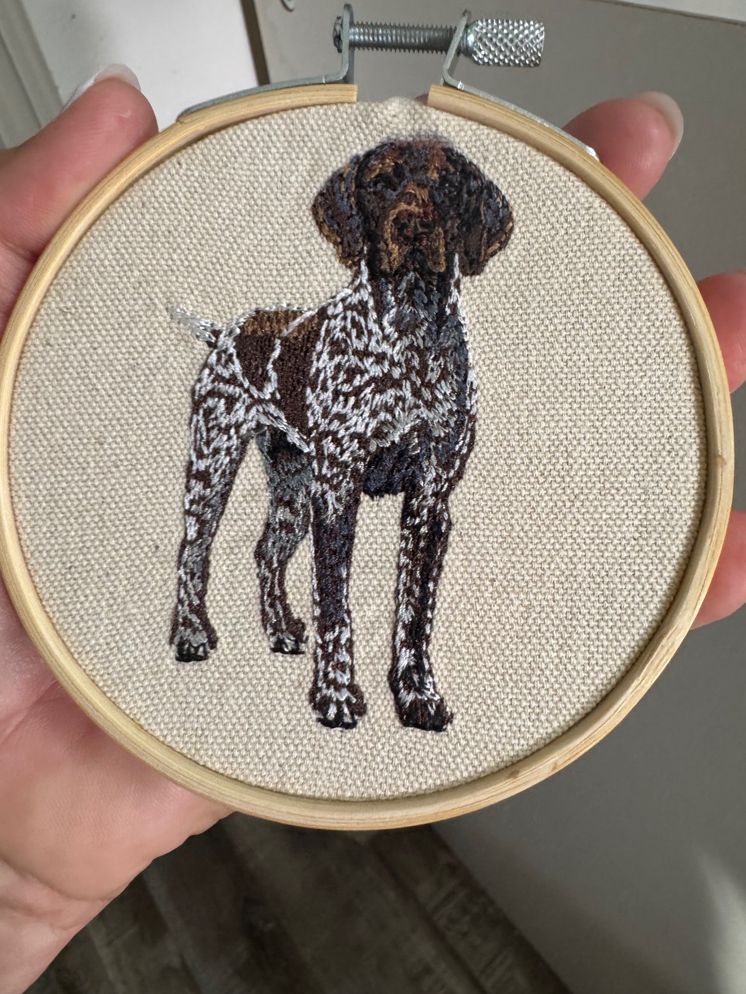 German Pointer Brown Machine Embroidered Art | Framed Dog Breed Décor