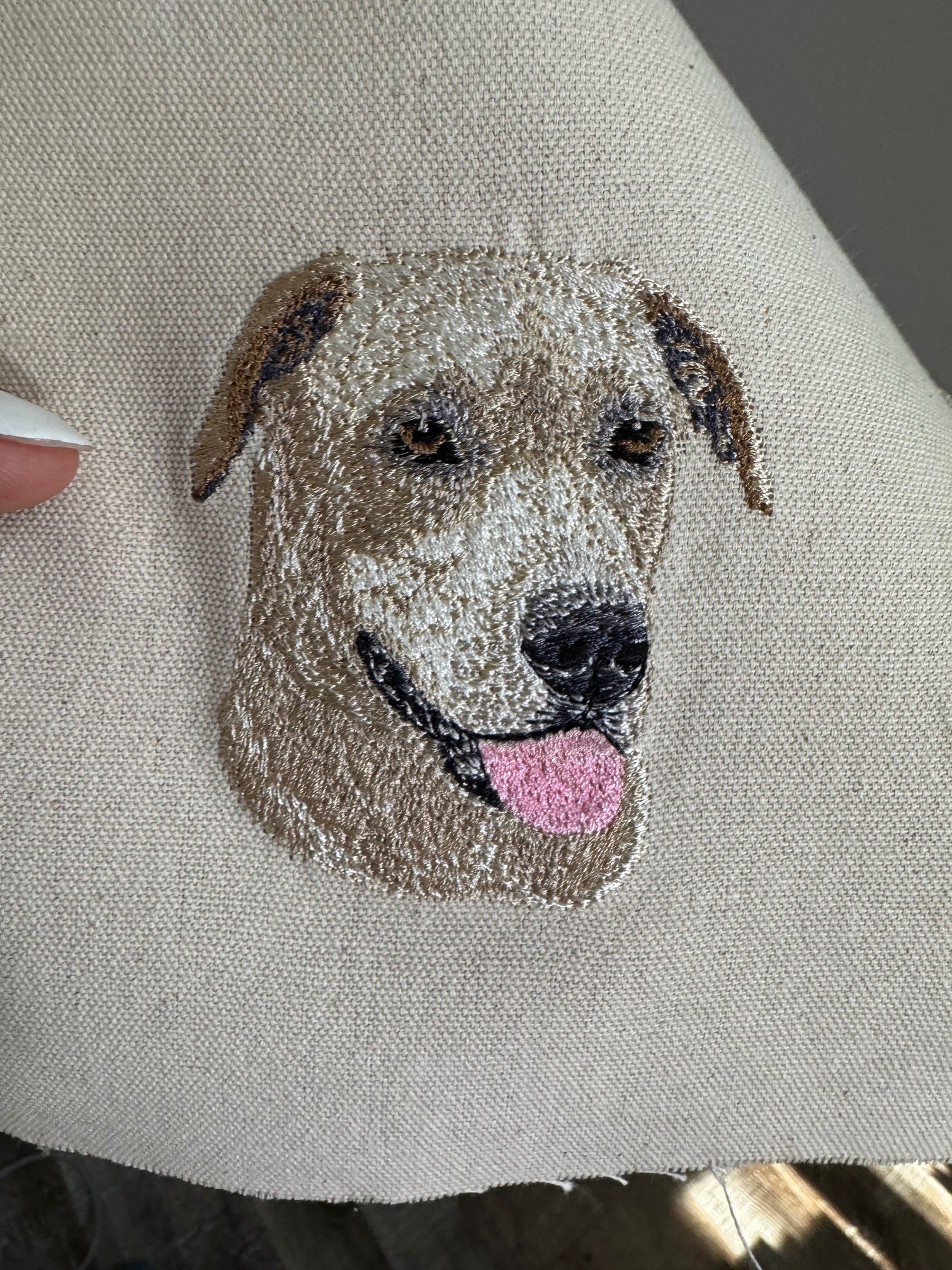 Retriever Mix Machine Embroidered Art | Framed Dog Breed Décor