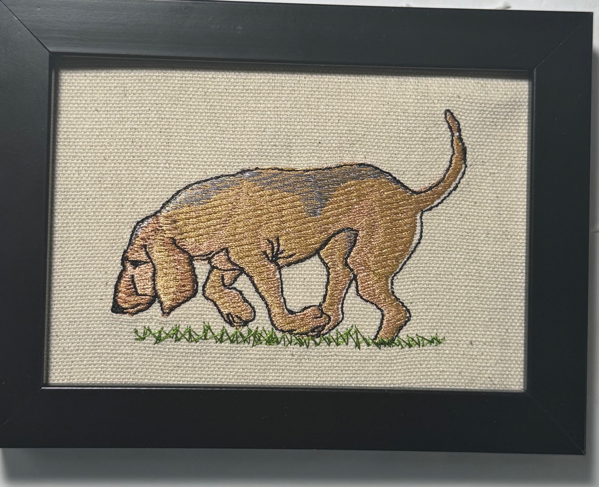 Bloodhound Machine Embroidered Framed Art | Tabletop Decor