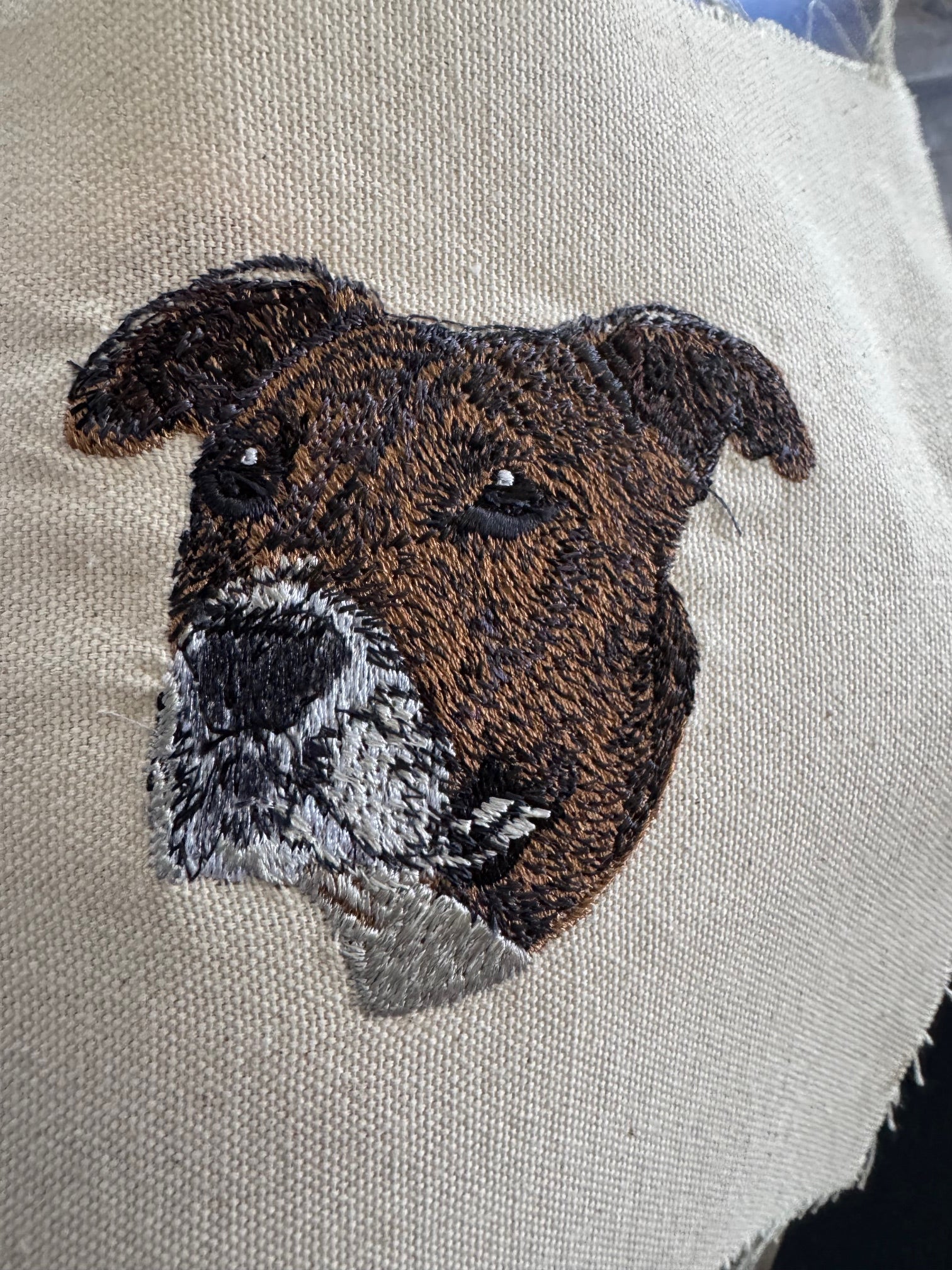 American Bully (Pitbull Terrier) — Machine Embroidered Framed Art | Tabletop Decor