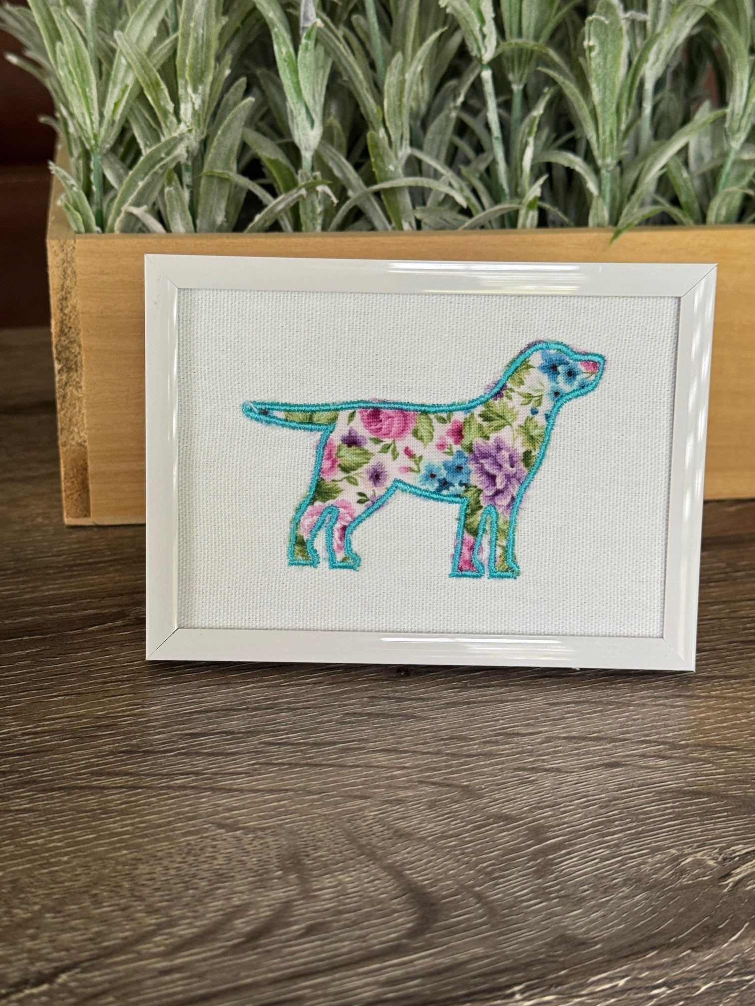 Labrador Retriever — Machine Embroidered Art | Frame or Hand Towel