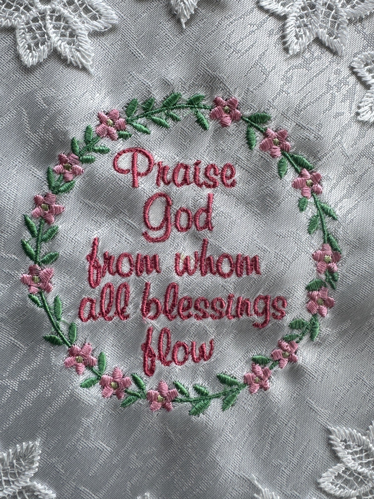 "Praise God From Whom All Blessings Flow" Machine Embroidered Doily | Christian Hymn Decor