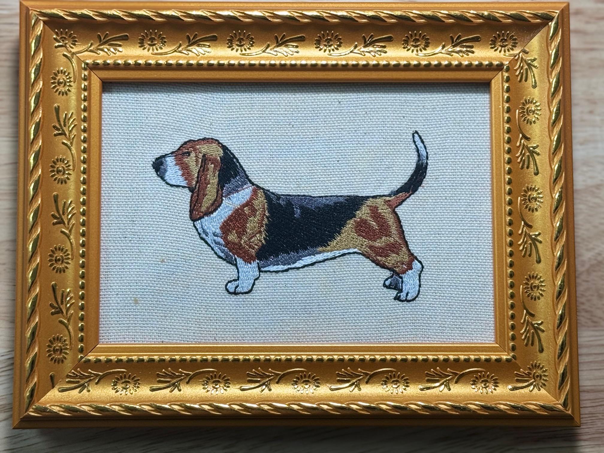 Basset Hound Machine Embroidered Art | Framed Dog Breed Décor