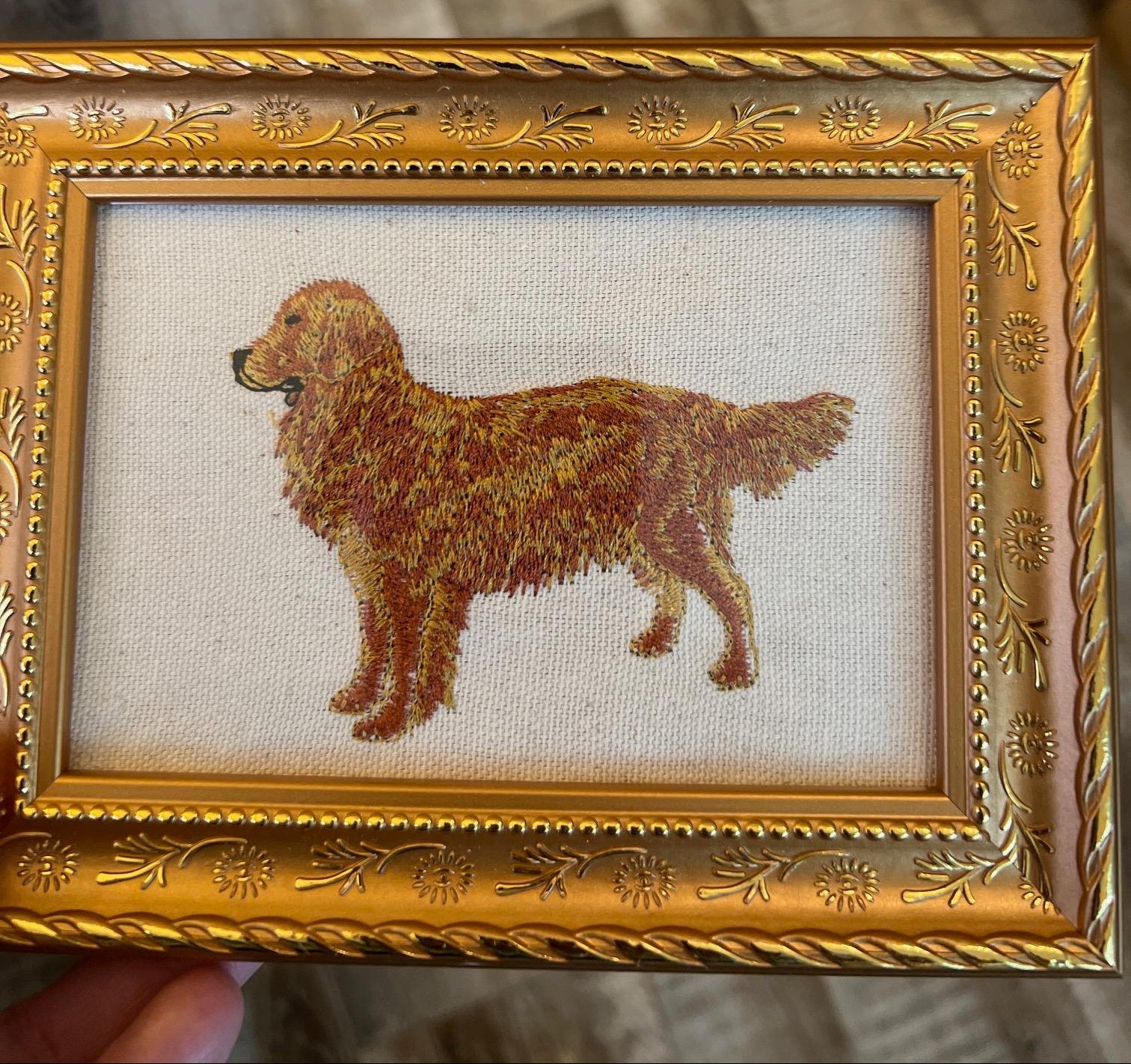Golden Retriever Machine Embroidered Art | Framed Dog Breed Décor