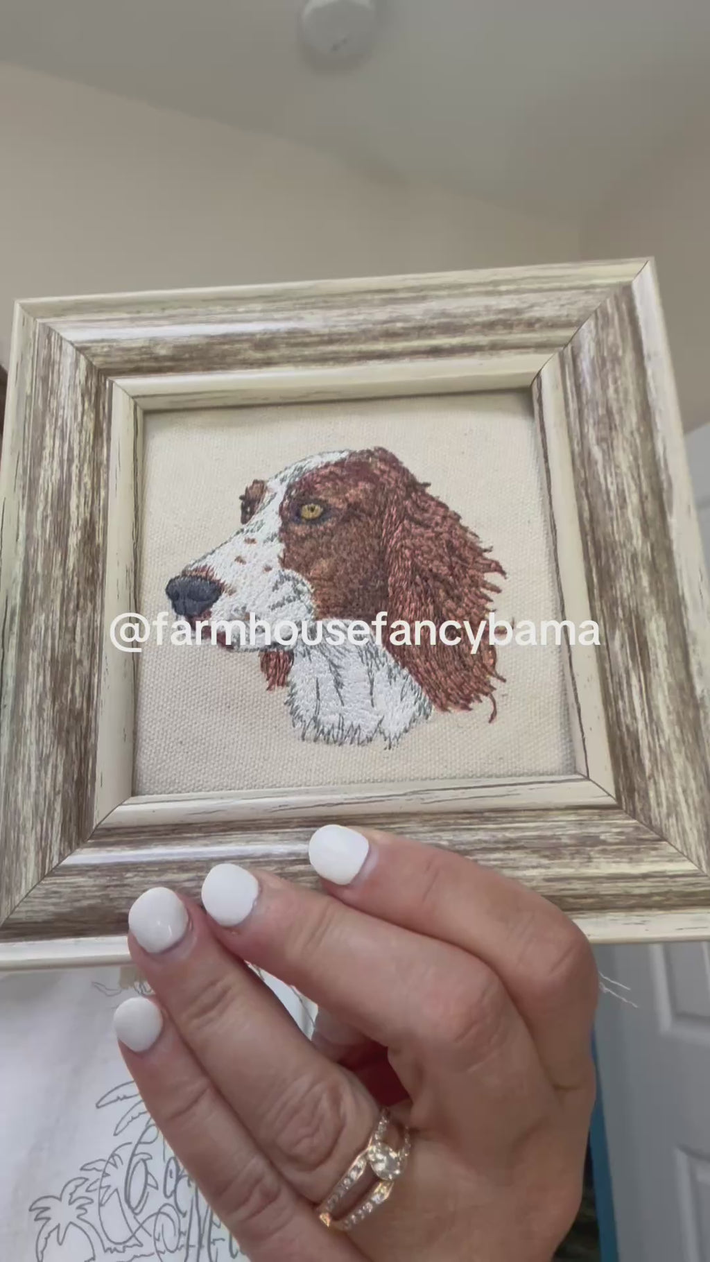 English Setter Machine Embroidered Framed Art | Tabletop Decor