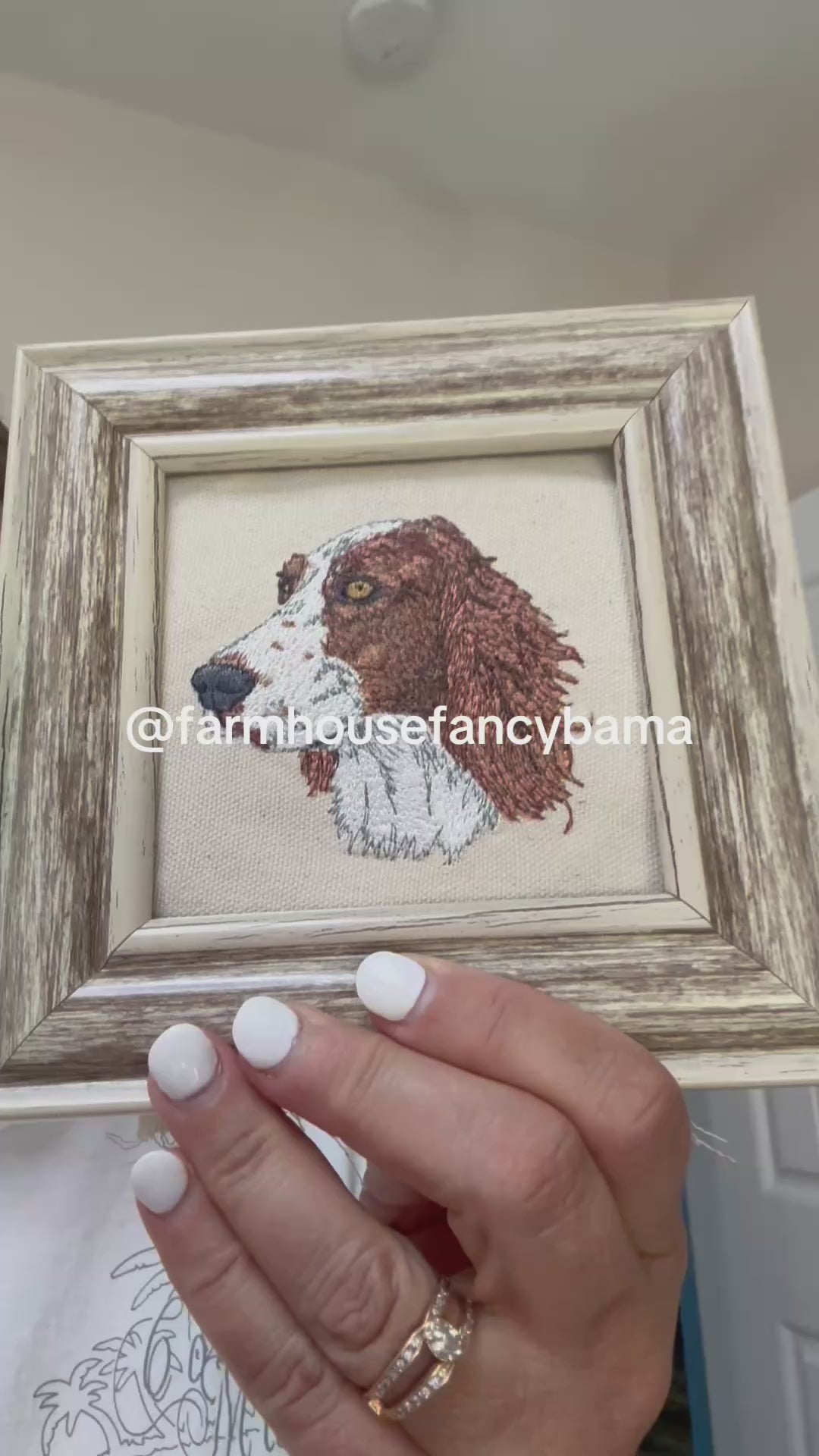 English Setter Machine Embroidered Framed Art | Tabletop Decor