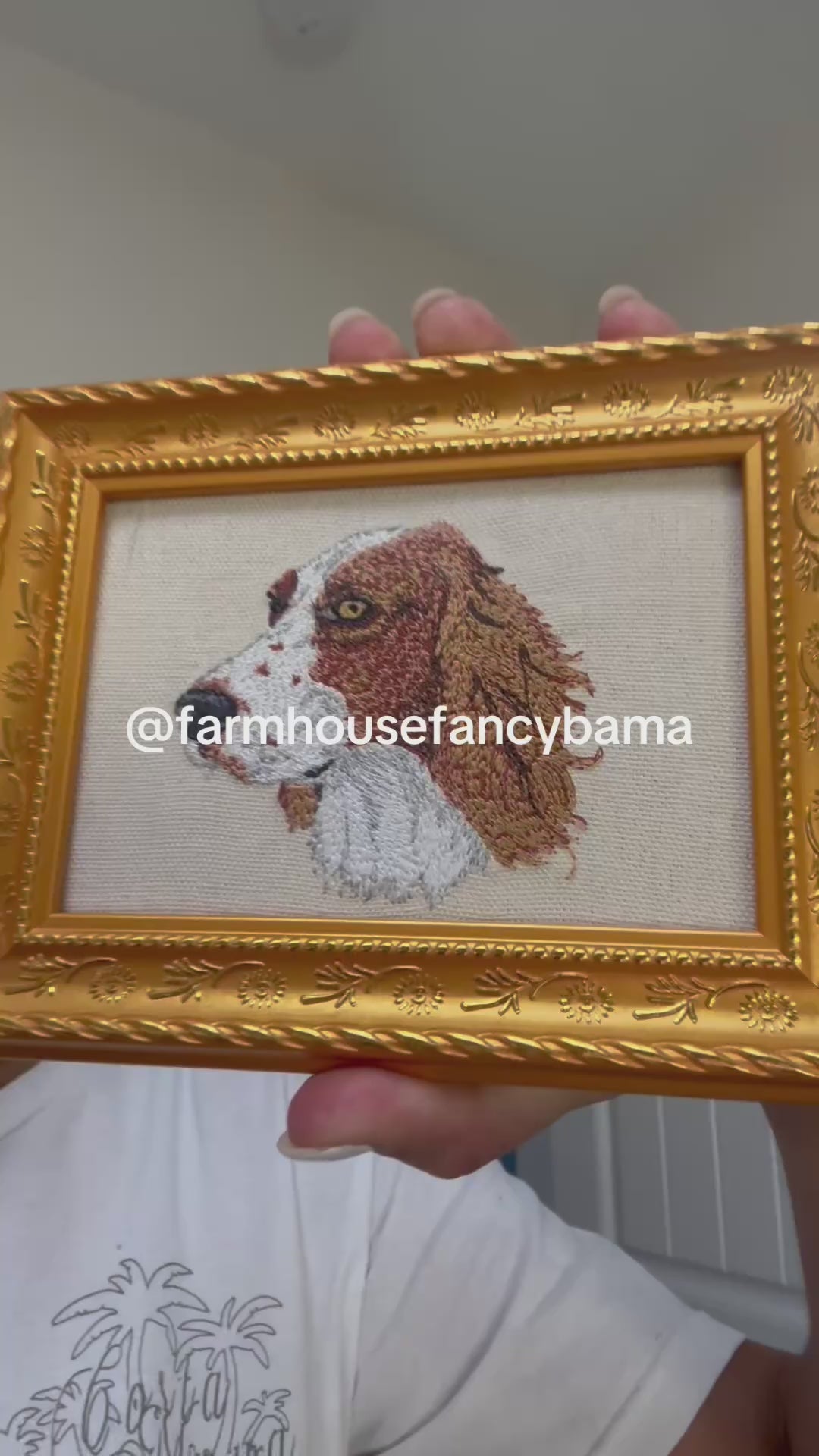 English Setter Machine Embroidered Framed Art | Tabletop Decor